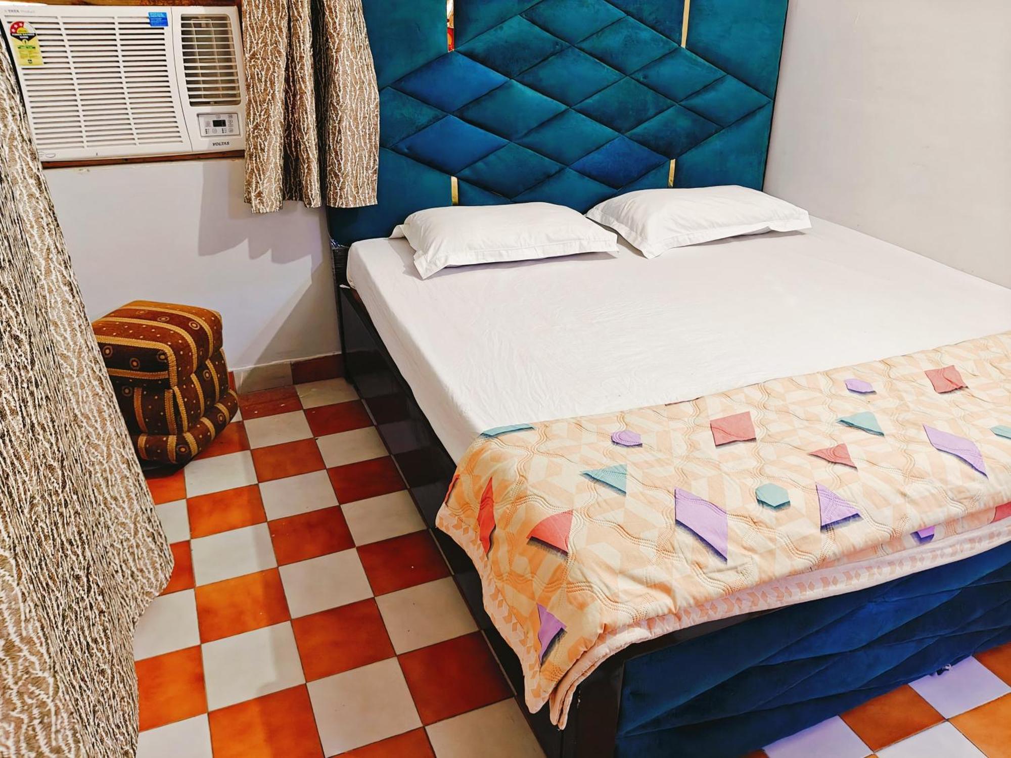Kiara Home Stays Bénarès Extérieur photo