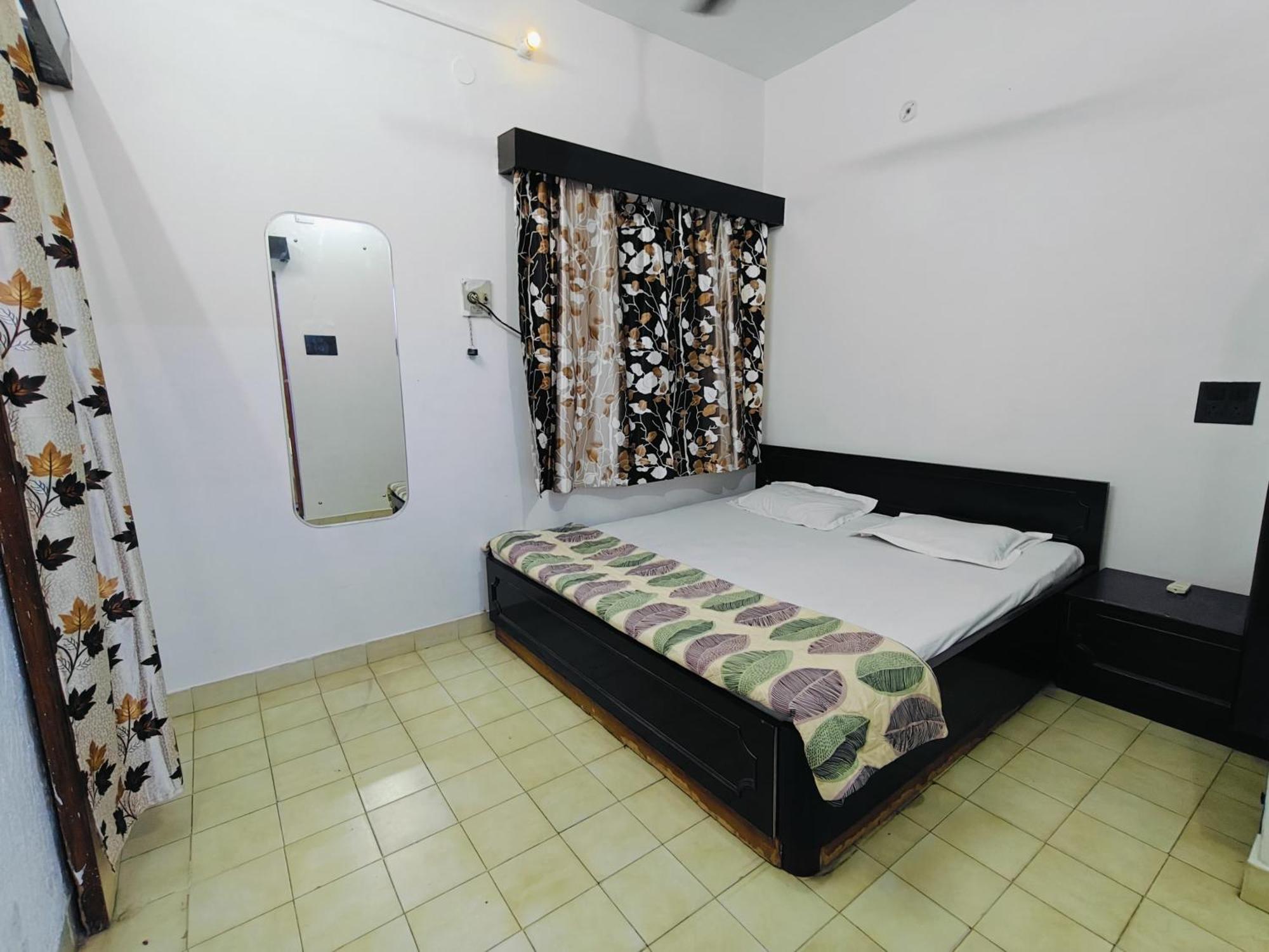 Kiara Home Stays Bénarès Extérieur photo